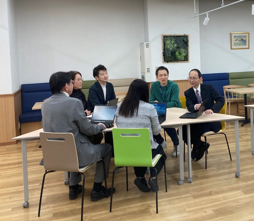 荒川化学工業株式会社