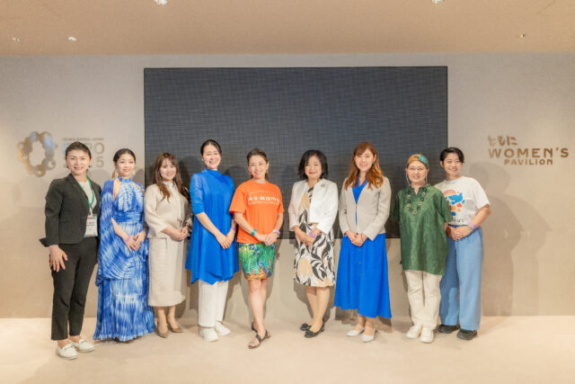 登壇者集合写真
