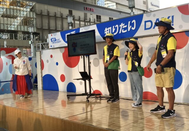 高岡美穂さんのボランティア風景