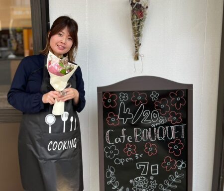 東成区にて親子カフェ「Cafe BOUQUET」を営む岩柿里奈さん